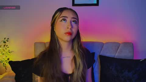 cloe_martinezz_ online show from 05.13.26