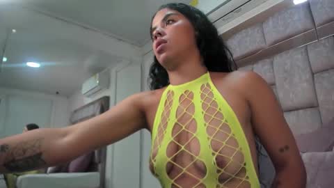 Cloe online show from 11.15.25