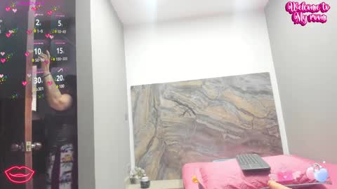 Snapshot of cloee_rabbyt chatting on 01.29.25 CLOE online show from 01.29.25