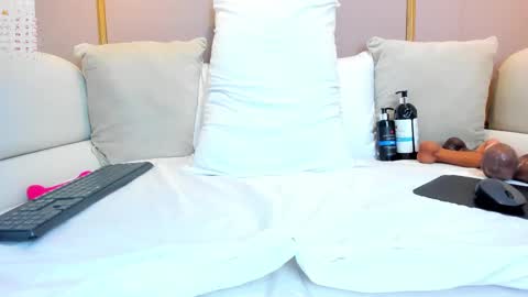 Cloe online show from 02.12.25