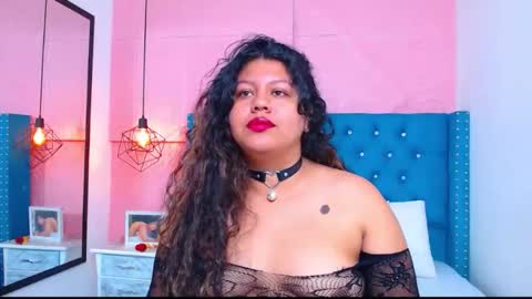 Snapshot of cloestron chatting on 10.06.25 Cloe Stron online show from 10.06.25