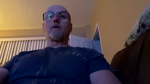 Closetbicd online show from 02.24.25