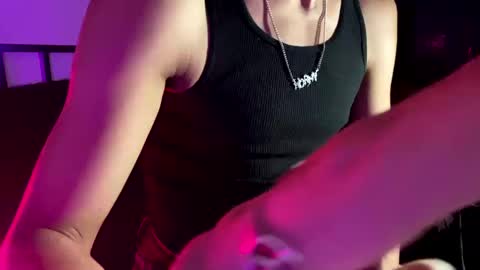 Drew online show from 10.12.25