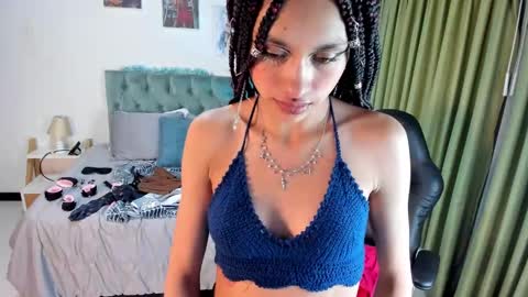 Snapshot of clown_face chatting on 02.07.25 emely dolce online show from 02.07.25