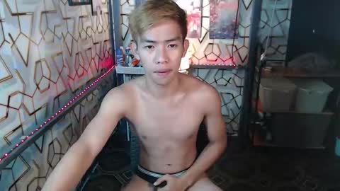 clyde_twinkx online show from 10.26.25