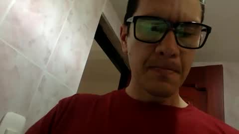 Snapshot of coach2020 chatting on 11.24.25 coach2020 online show from 11.24.25