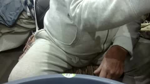 Snapshot of coaste1 chatting on 09.27.25 Coaste online show from 09.27.25