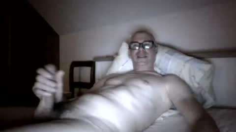 Snapshot of cobra009 chatting on 10.05.25 cobra online show from 10.05.25