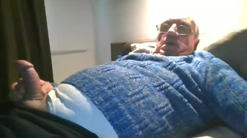 Snapshot of cock9635 chatting on 03.01.25 cock9635 online show from 03.01.25