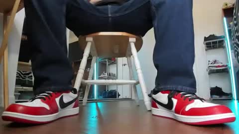 Gorgeous online show from 01.05.26