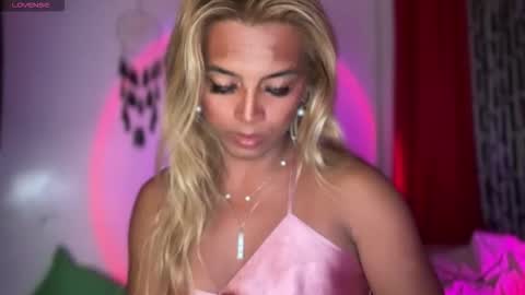 Snapshot of cockprincess_dianna chatting on 10.07.25 PrincessDianna IslandGirl CUMSHOW in PVT and PASSWORDSHOW online show from 10.07.25