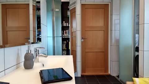 Snapshot of cockvantage chatting on 09.19.25 Cockvantage online show from 09.19.25