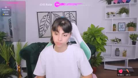 Snapshot of cocoa_sins chatting on 10.06.25 Olivia online show from 10.06.25