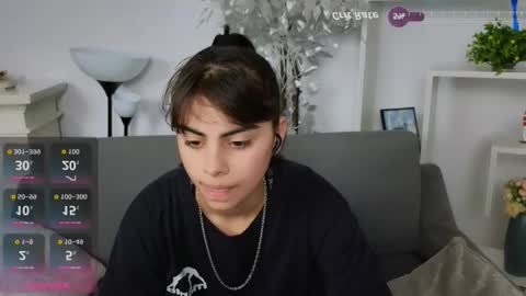 Snapshot of cocoa_sins chatting on 10.17.25 Olivia online show from 10.17.25