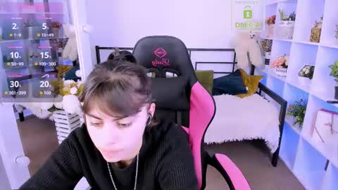 Snapshot of cocoa_sins chatting on 10.19.25 Olivia online show from 10.19.25