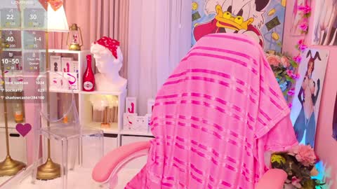 Mia online show from 12.19.24