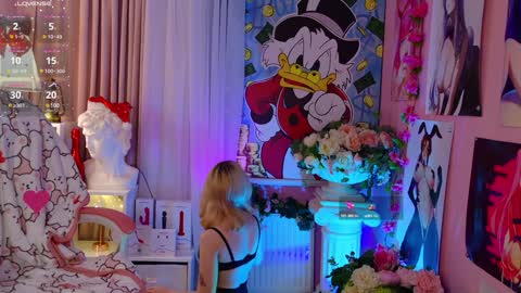 Mia online show from 12.19.24