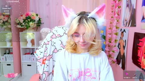 Mia online show from 01.17.25