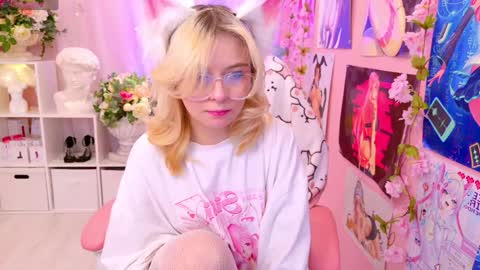 Mia online show from 01.25.25