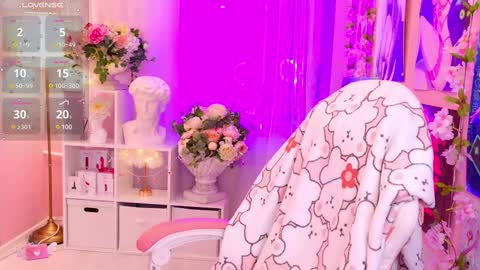 Mia online show from 03.06.25