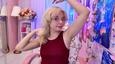 Mia online show from 09.10.25