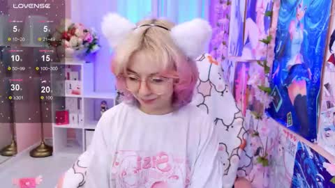 Mia online show from 10.13.25