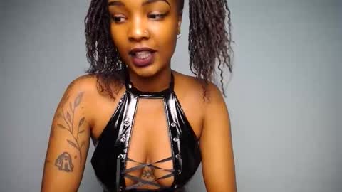 Snapshot of cocos_camera chatting on 10.23.25 Coco online show from 10.23.25