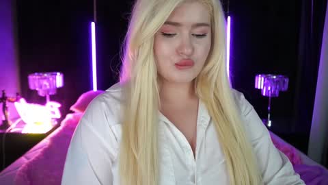 onlyfans amyleyy online show from 12.17.24