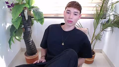Snapshot of coddy_doll chatting on 02.25.25 Coddy online show from 02.25.25