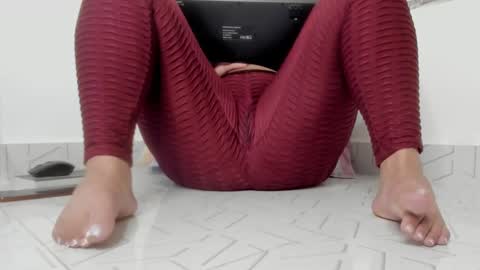 laurita online show from 12.21.24