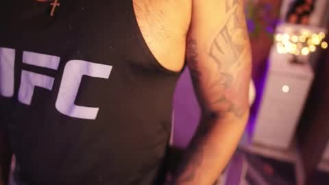 Snapshot of coffeman08 chatting on 11.03.25 Andres online show from 11.03.25