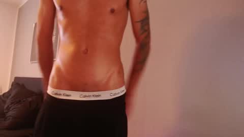 Snapshot of coitzzz chatting on 12.29.24 coitzzz online show from 12.29.24