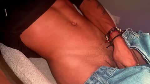 Snapshot of coitzzz chatting on 10.16.25 coitzzz online show from 10.16.25