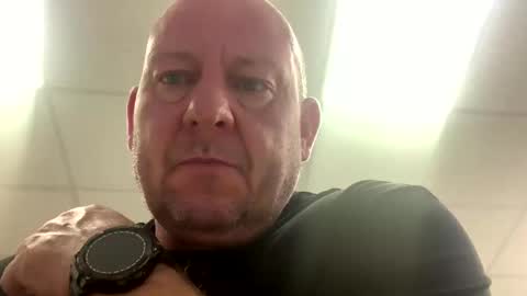 Snapshot of col4nows chatting on 10.24.25 col4nows online show from 10.24.25