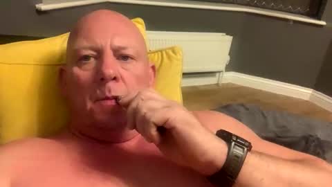 Snapshot of col4nows chatting on 10.25.25 col4nows online show from 10.25.25