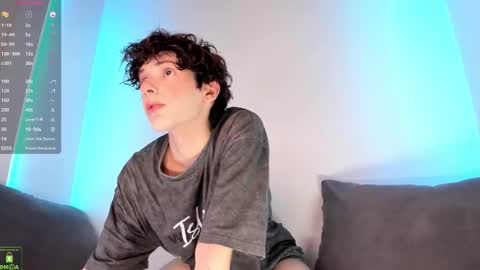 Snapshot of colestorm chatting on 10.13.25 COLE online show from 10.13.25