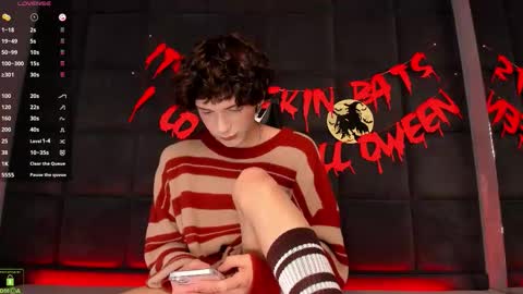 Snapshot of colestorm chatting on 10.26.25 COLE online show from 10.26.25