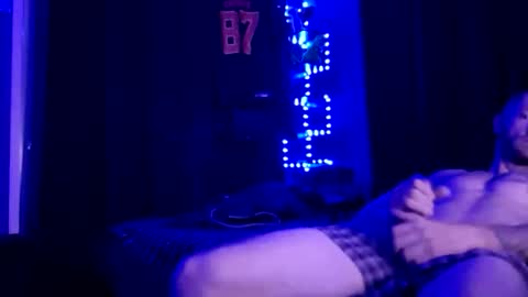 colevan2390 online show from 11.21.25