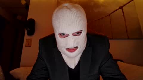 Snapshot of colin_1996 chatting on 11.16.25 colin_1996 online show from 11.16.25