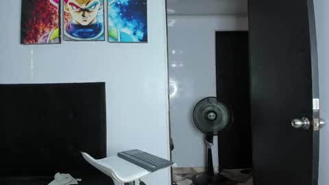 college_muscle_ass online show from 12.09.24