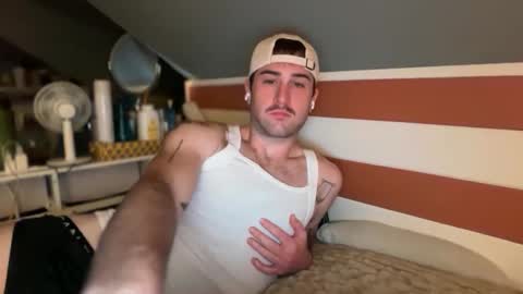 collegeboy417 online show from 12.22.25