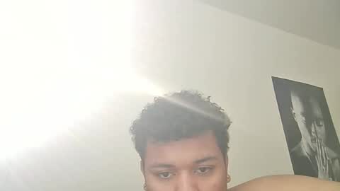 Snapshot of collegehispaniclad chatting on 02.13.26 collegehispaniclad online show from 02.13.26