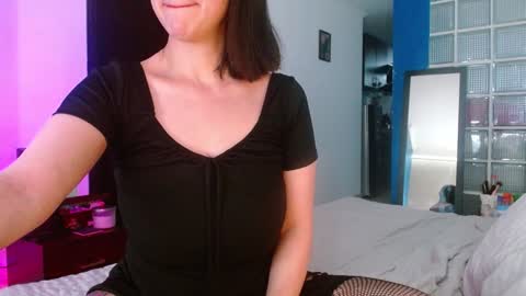 Collette online show from 01.19.25