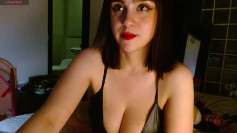 Collette online show from 02.11.25