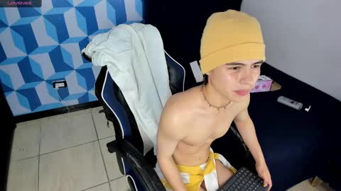 collinstone online show from 01.04.25