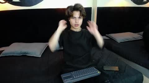 collinstone online show from 02.10.25