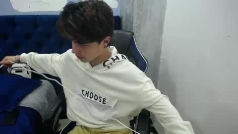 collinstone online show from 02.20.25