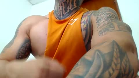 Snapshot of colombian_monster_cock chatting on 02.15.25 camilo online show from 02.15.25