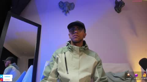 Snapshot of colstorw_ chatting on 10.03.25 colstorw_ online show from 10.03.25