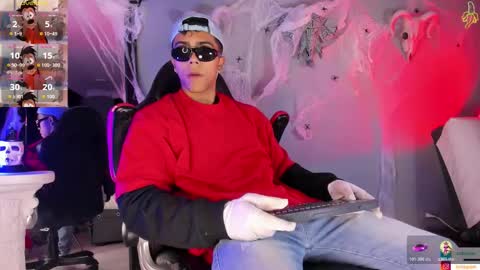 Snapshot of colstorw_ chatting on 10.25.25 colstorw_ online show from 10.25.25